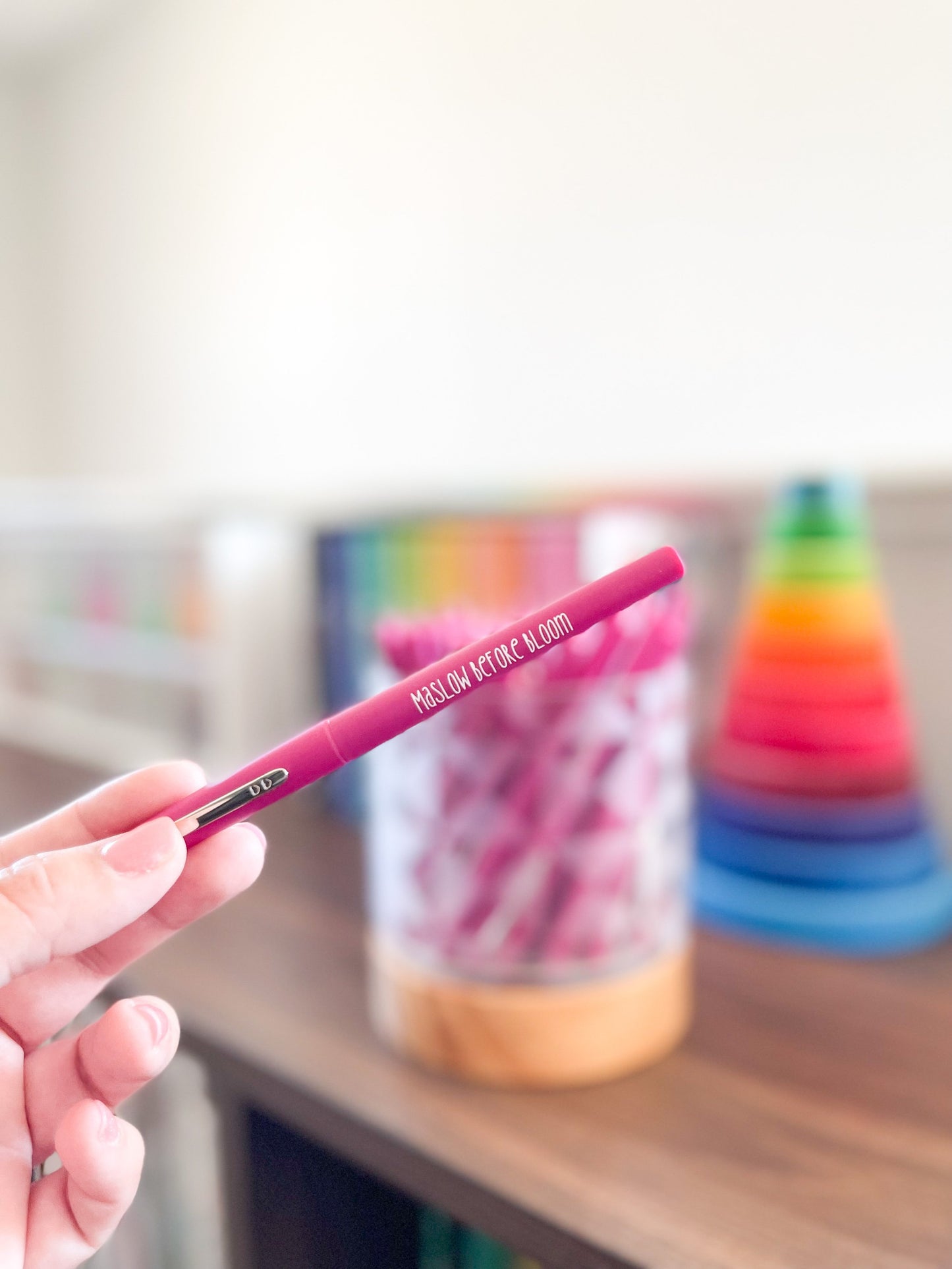 Maslow Before Bloom Flair Pen (Magenta)